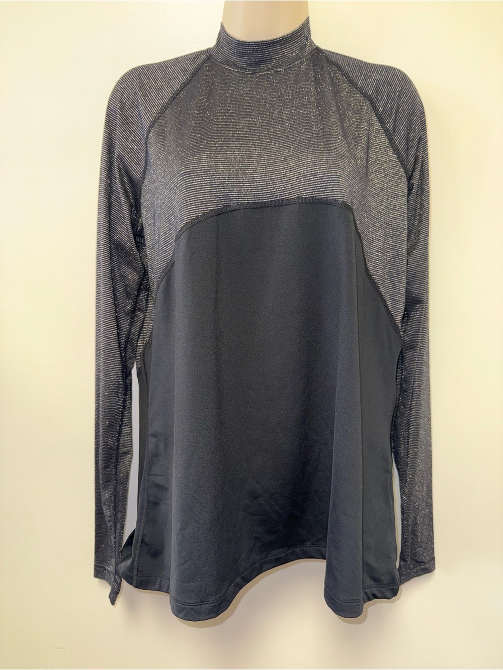 Nike (XL) Black//Grey Dri-Fit Long Sleeve High Neck Ribbed Sporty Tee